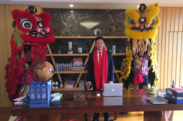 千秋偉業(yè)添錦繡 萬里鵬程展宏圖 —— 常青樹舞獅獻瑞賀新春，歡天喜地迎開工！